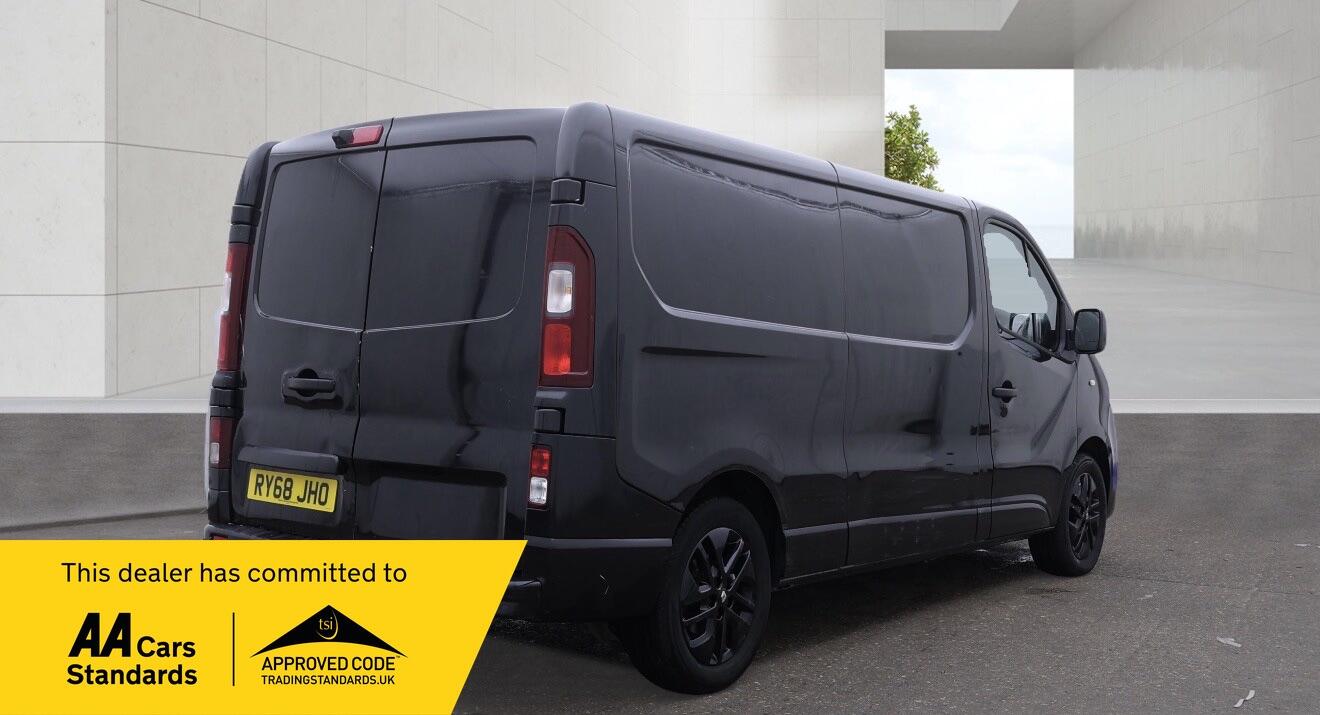 Renault Trafic Left Side